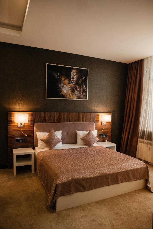 Hillmond Hotel Baku Ngoại thất bức ảnh
